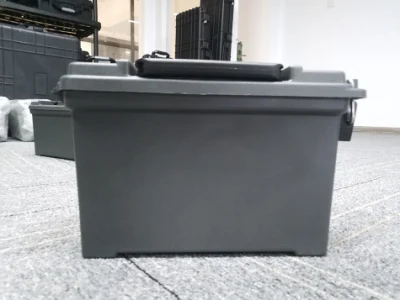 Cajas de cajas de munición de plástico negro para munición militar